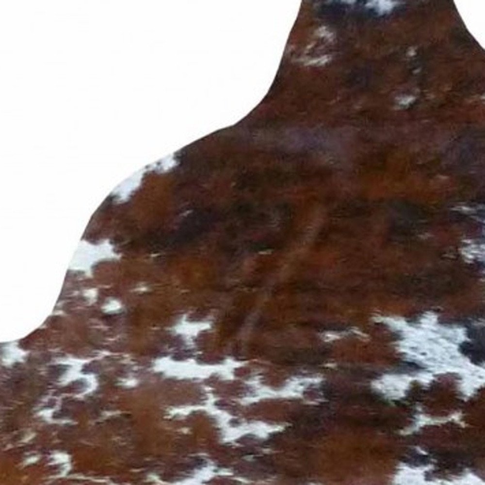 Brown Cowhide Area Rug – Handmade, Soft & Stylish Decor