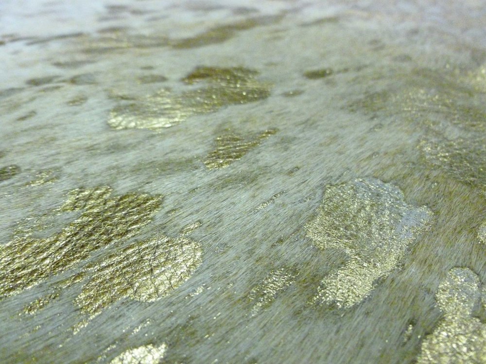 Brown Cowhide Area Rug – Handmade, Soft & Stylish Decor