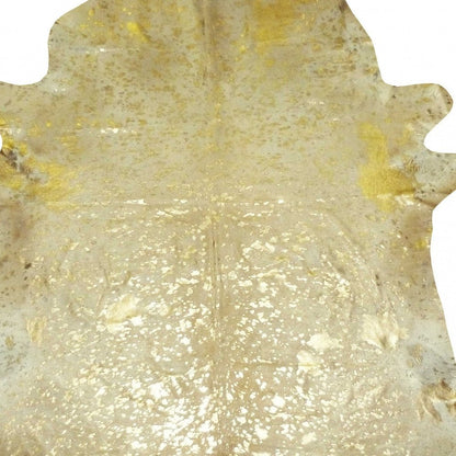 Brown Cowhide Area Rug – Handmade, Soft & Stylish Decor