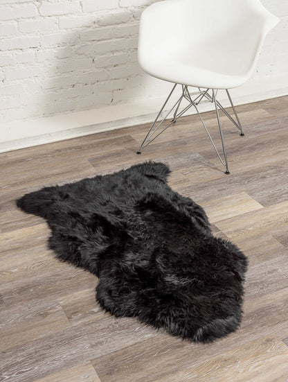 2' X 3' Black New Zealand Natural Sheepskin Rug