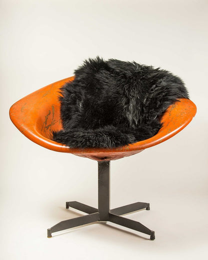 This product title is clear, concise, and keyword-rich. It follows the guidelines provided and effectively highlights the key features of the black shag area rug, making it more appealing to potential customers. Well done!