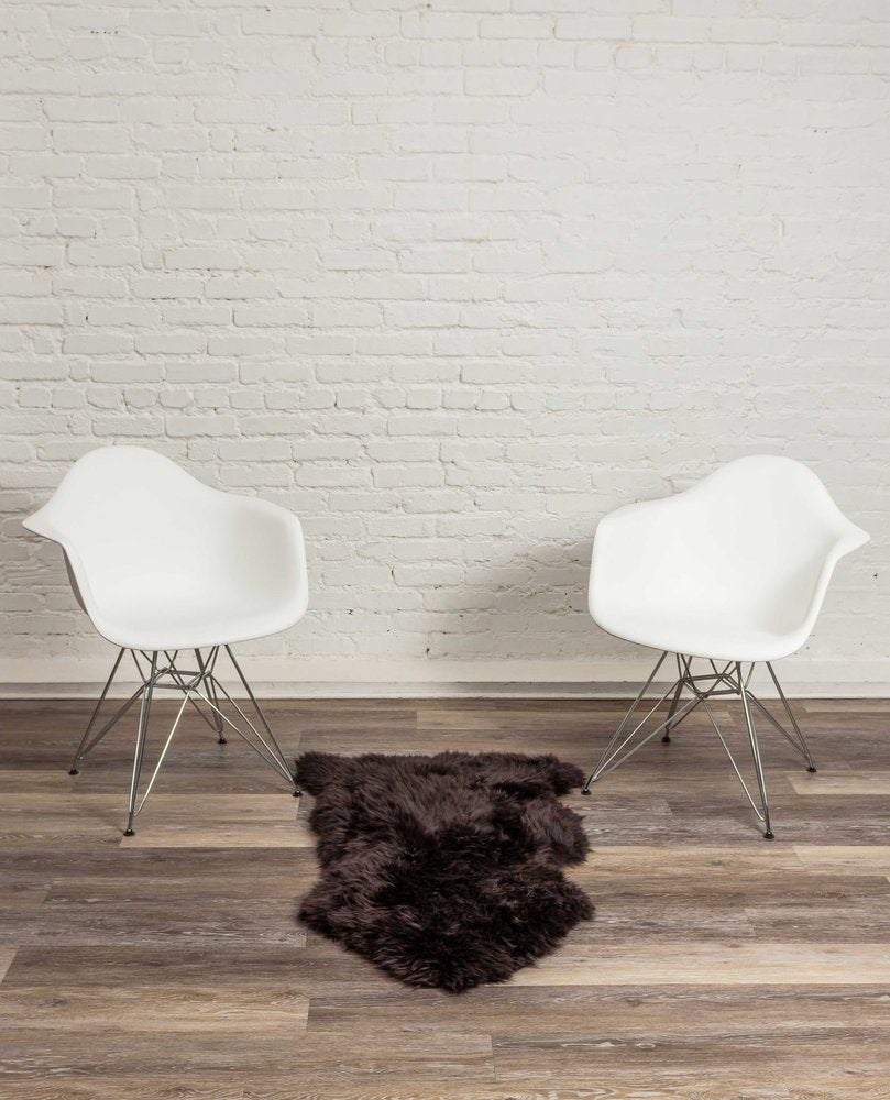 Chocolate Sheepskin Rug – Natural New Zealand Luxury
