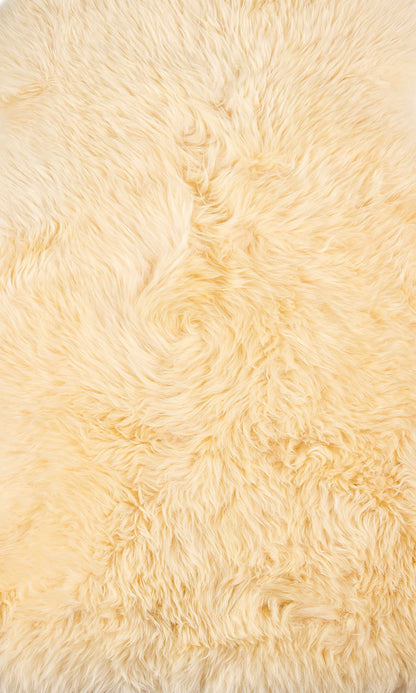 2' X 3' Cream New Zealand Natural Sheepskin Rug