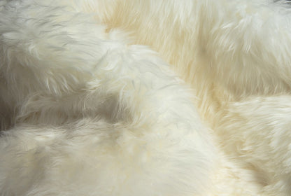 3' x 5' Natural Rectangular Off-White Sheepskin Area Rug