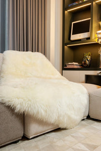 3' X 5' Natural Rectangular Sheepskin Area Rug 4