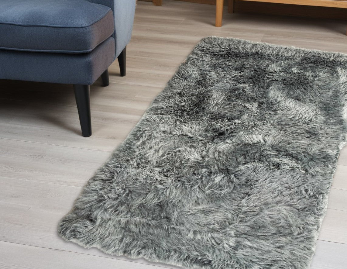 3' X 5' Gray Natural Rectangular Sheepskin Area Rug