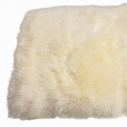 2' X 5' Natural Rectangular Sheepskin Area Rug