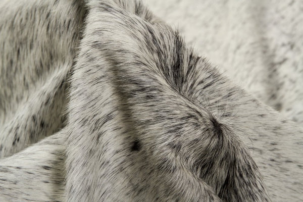 Light Gray Cowhide Hand Knotted Area Rug, 5x7 – Stain Resistant alternate view