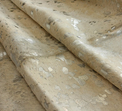 Green Cowhide Hand Knotted Rug – Stain Resistant Style