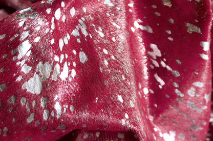 Green Cowhide Hand Knotted Rug – Stain Resistant Style