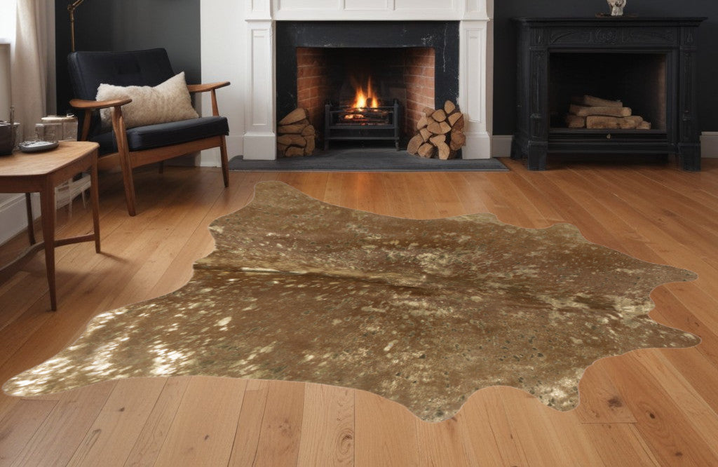 6' X 7' Gold and Brown Cowhide Hand Knotted Area Rug