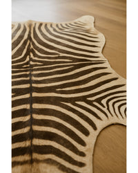 Cowhide Area Rug – Hand Knotted, Stain Resistant, Beige & Brown Hide Detail Close-Up — cowhide area rug 19