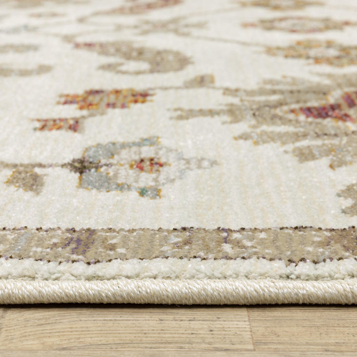 Andorra Ivory Multi Traditional Oriental Indoor Rug