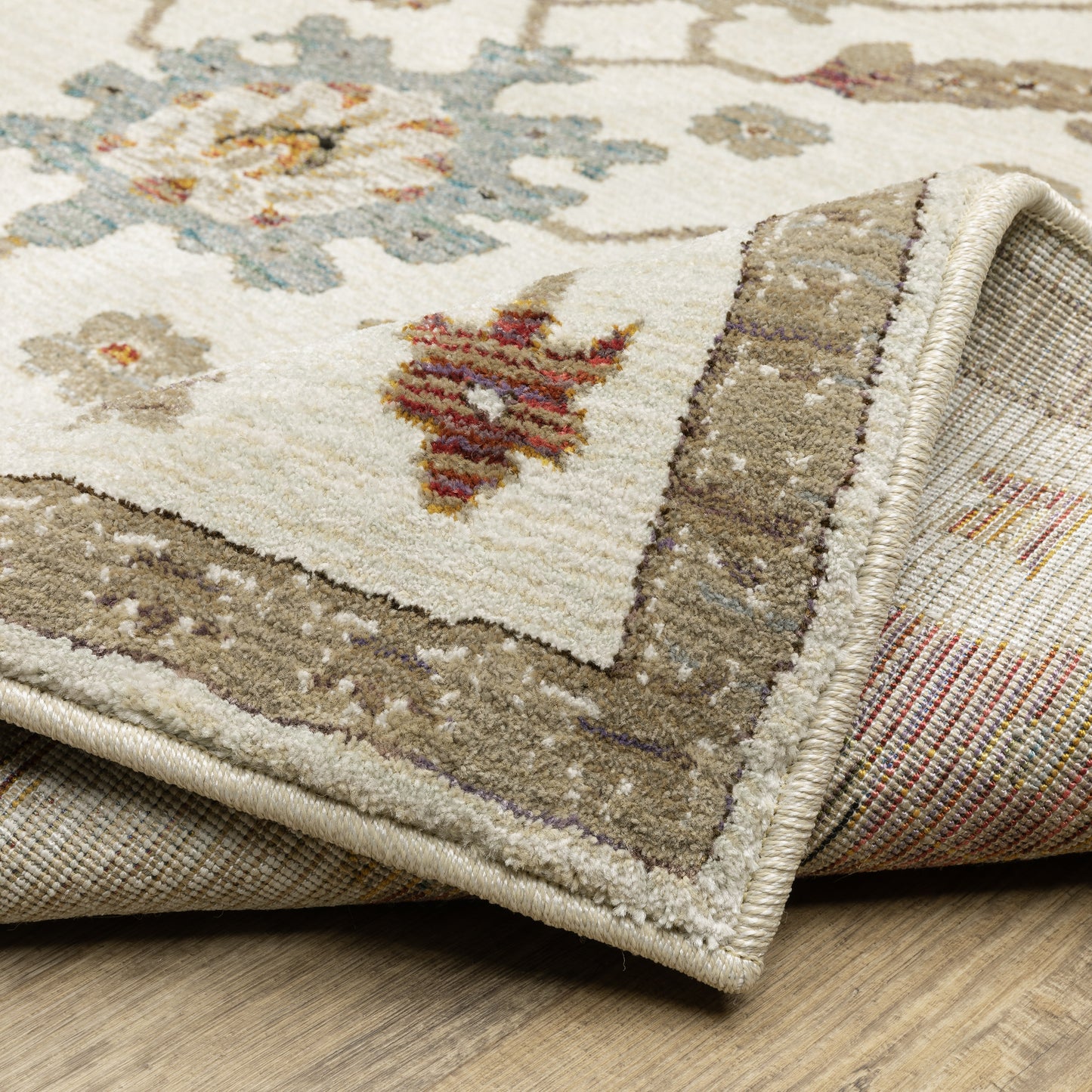 Andorra Ivory Multi Traditional Oriental Indoor Rug