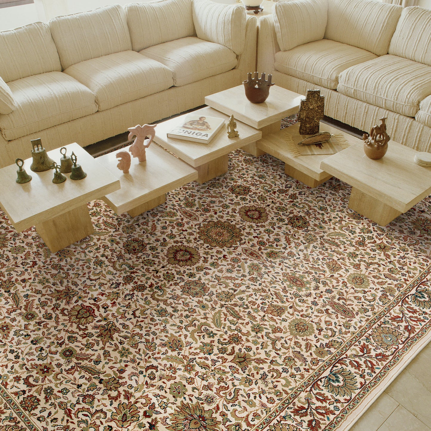 Ariana Ivory Green Traditional Oriental Indoor Rug