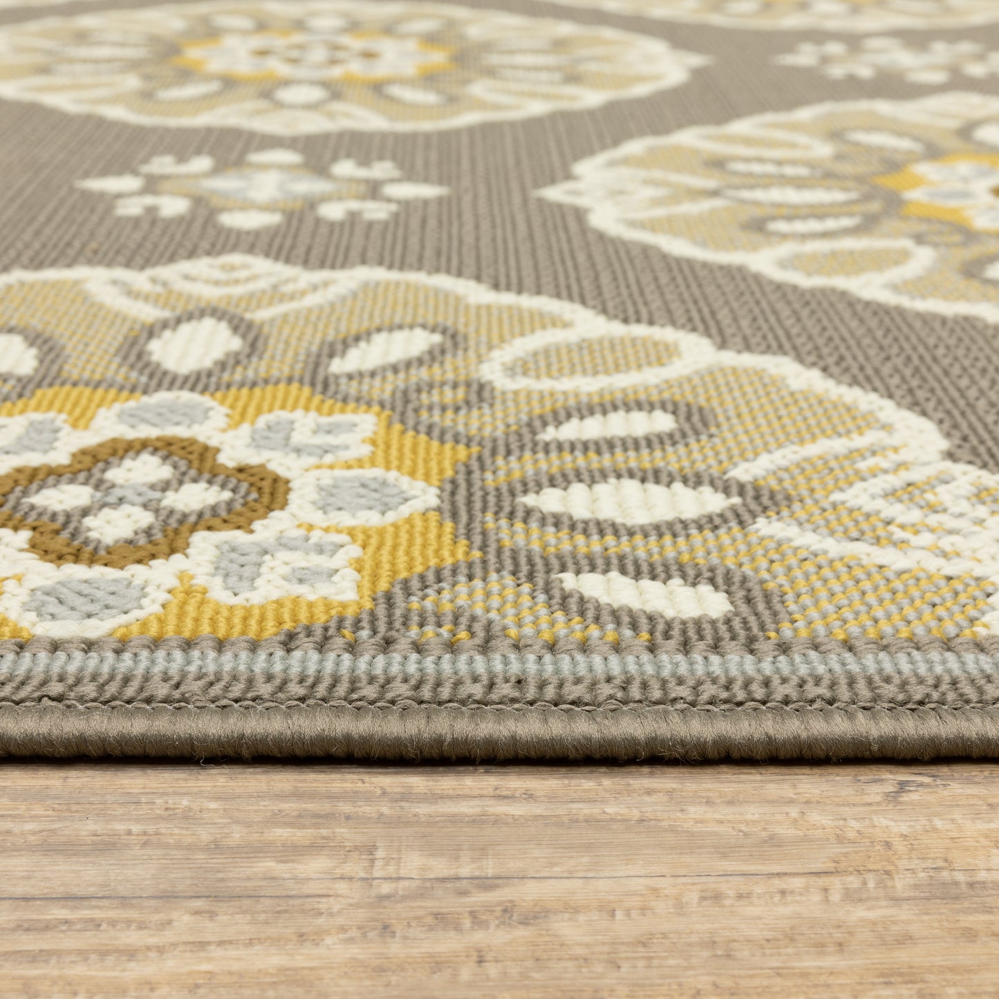 Bali Grey Gold Transitional Floral Indoor/Outdoor Rug