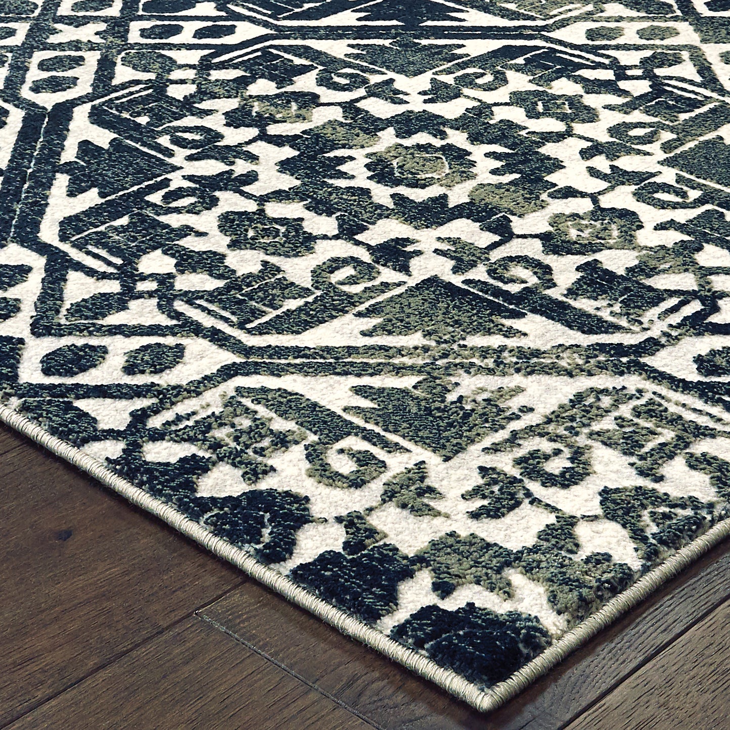 Bowen Navy Ivory Glam Geometric Indoor Rug