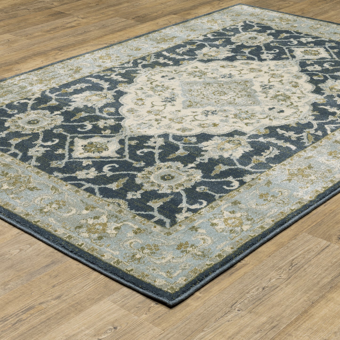 Branson Teal Ivory Traditional Medallion Indoor Rug