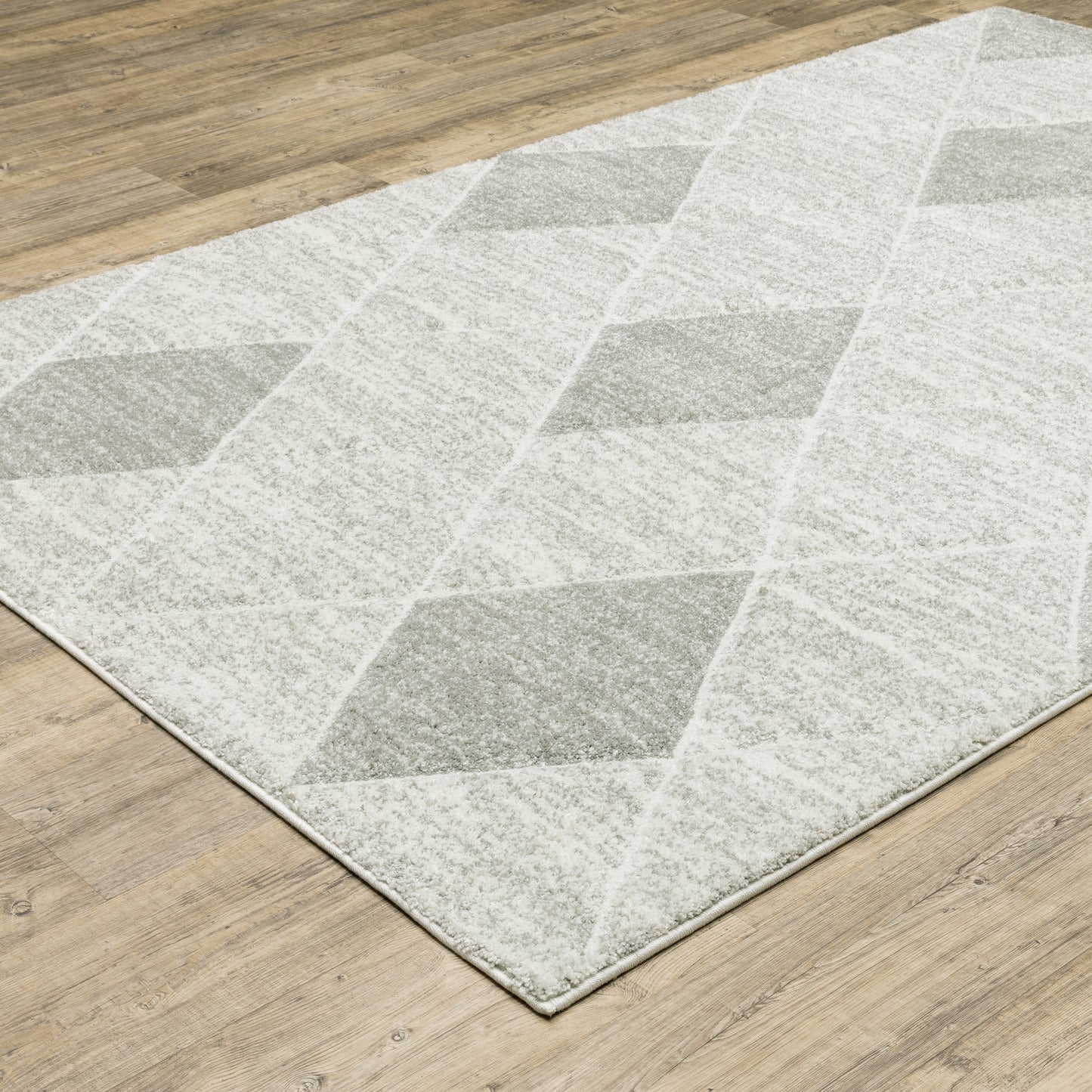 Cambria Grey Ivory Modern & Contemporary Geometric Indoor Rug