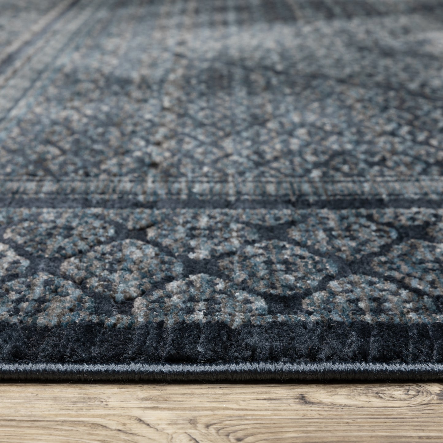 Capella Blue Teal Traditional Medallion Indoor Rug