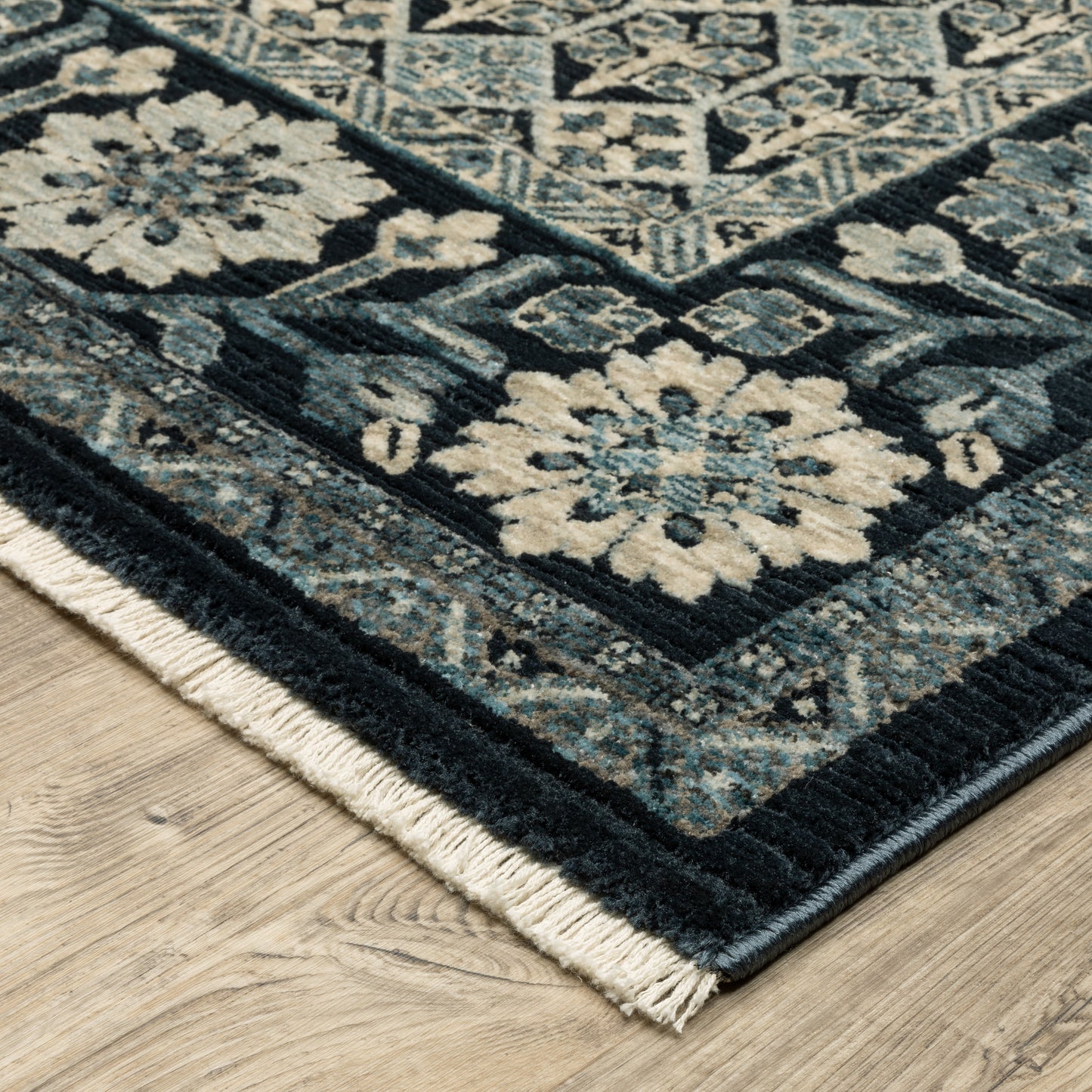 Capella Blue Ivory Traditional Oriental Indoor Rug