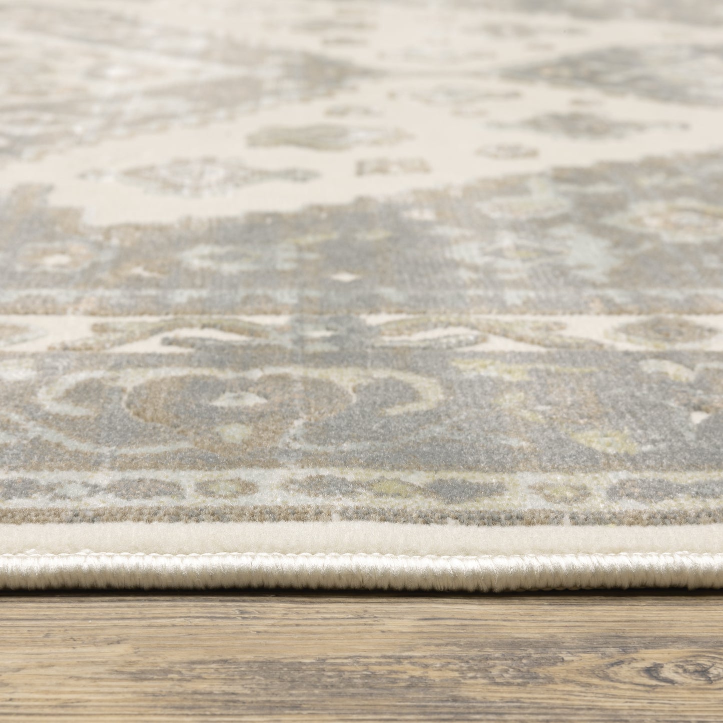 Capistrano Ivory Grey Traditional Oriental Indoor Rug