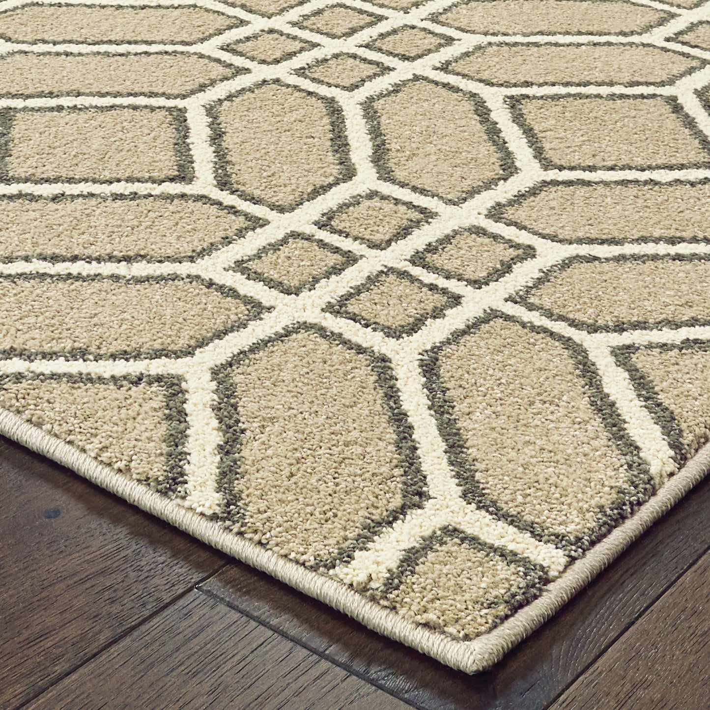 Carson Sand Ivory Transitional Geometric Indoor Rug