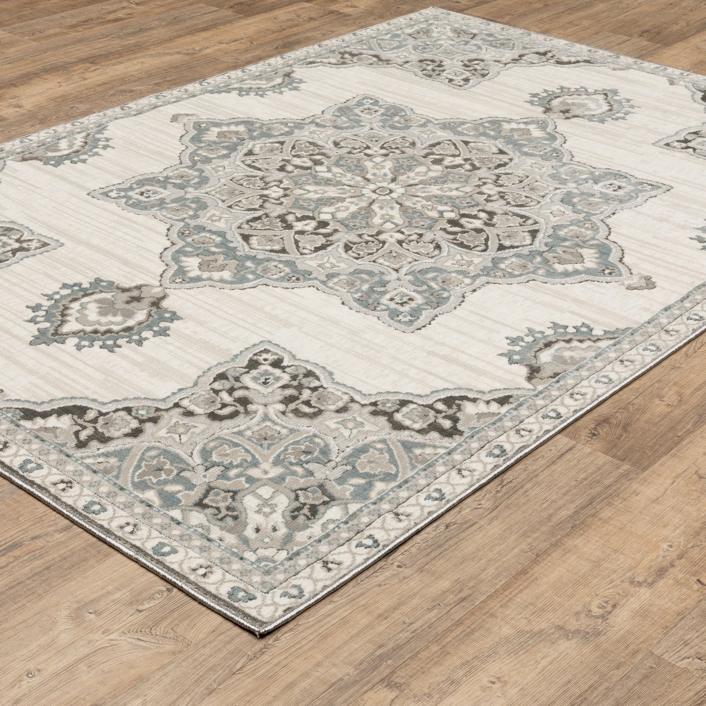 Ellington Ivory Blue Traditional Oriental Indoor Rug