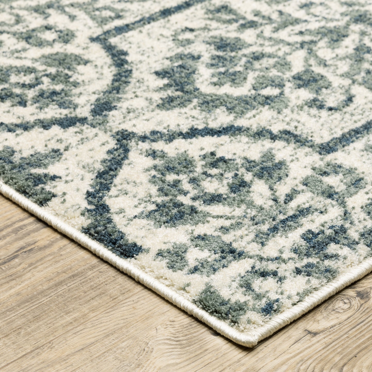 Fiona Ivory Blue Bohemian Floral Indoor Rug