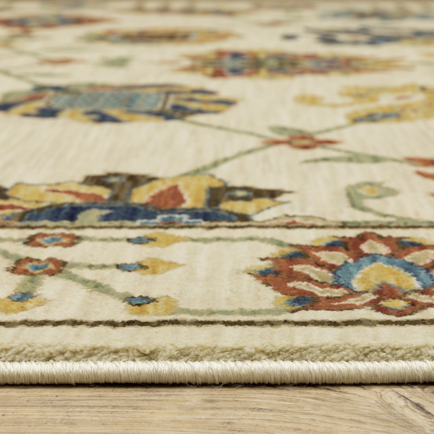 Francesca Ivory Multi-colored Traditional Oriental Indoor Rug