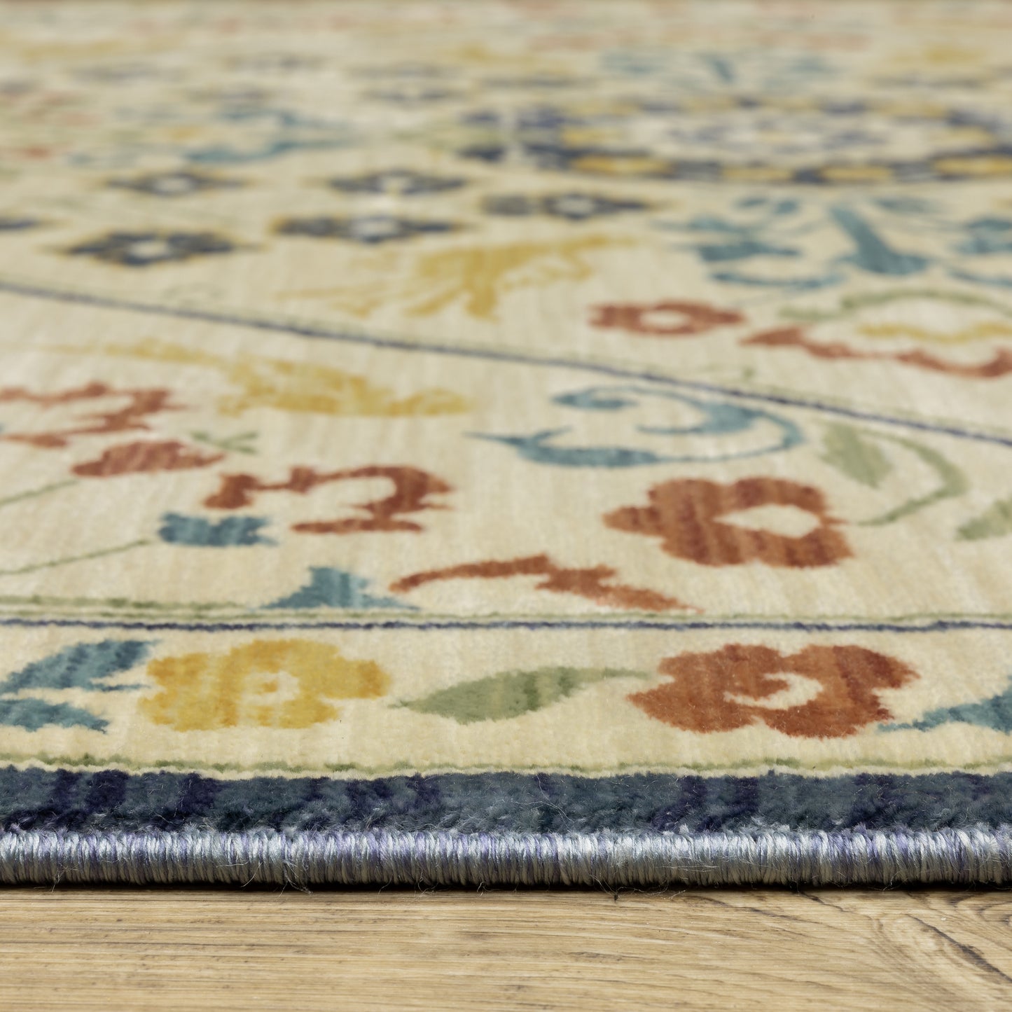 Francesca Ivory Blue Traditional Oriental Indoor Rug