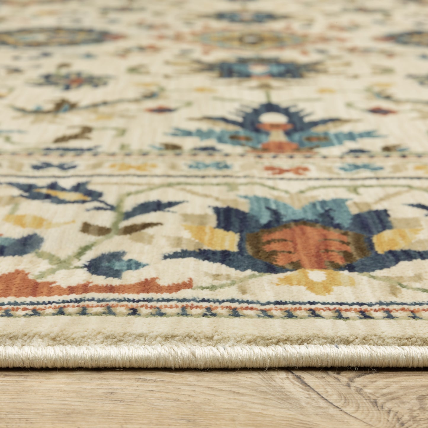 Francesca Ivory Multi-colored Traditional Oriental Indoor Rug