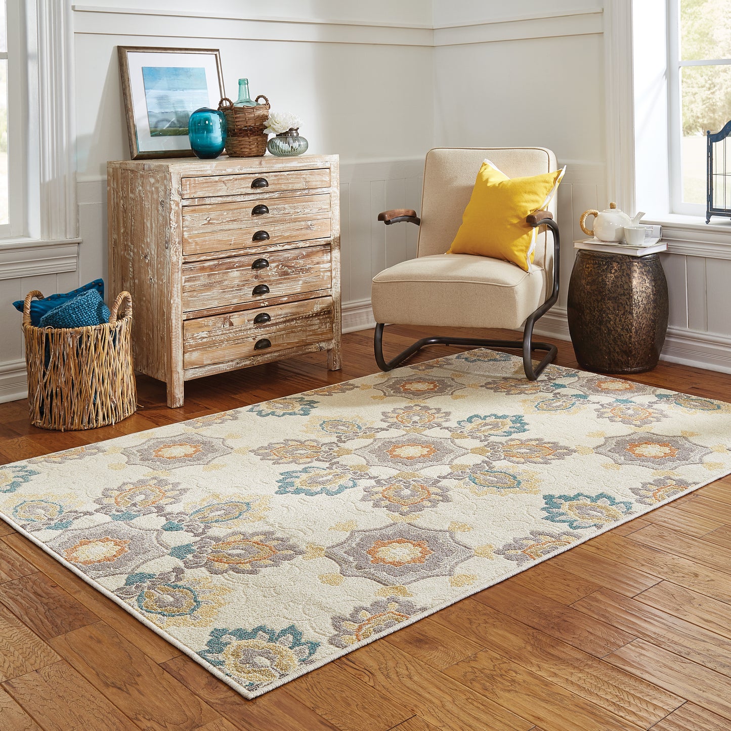 Hampton Ivory Grey Global Floral Indoor/Outdoor Rug