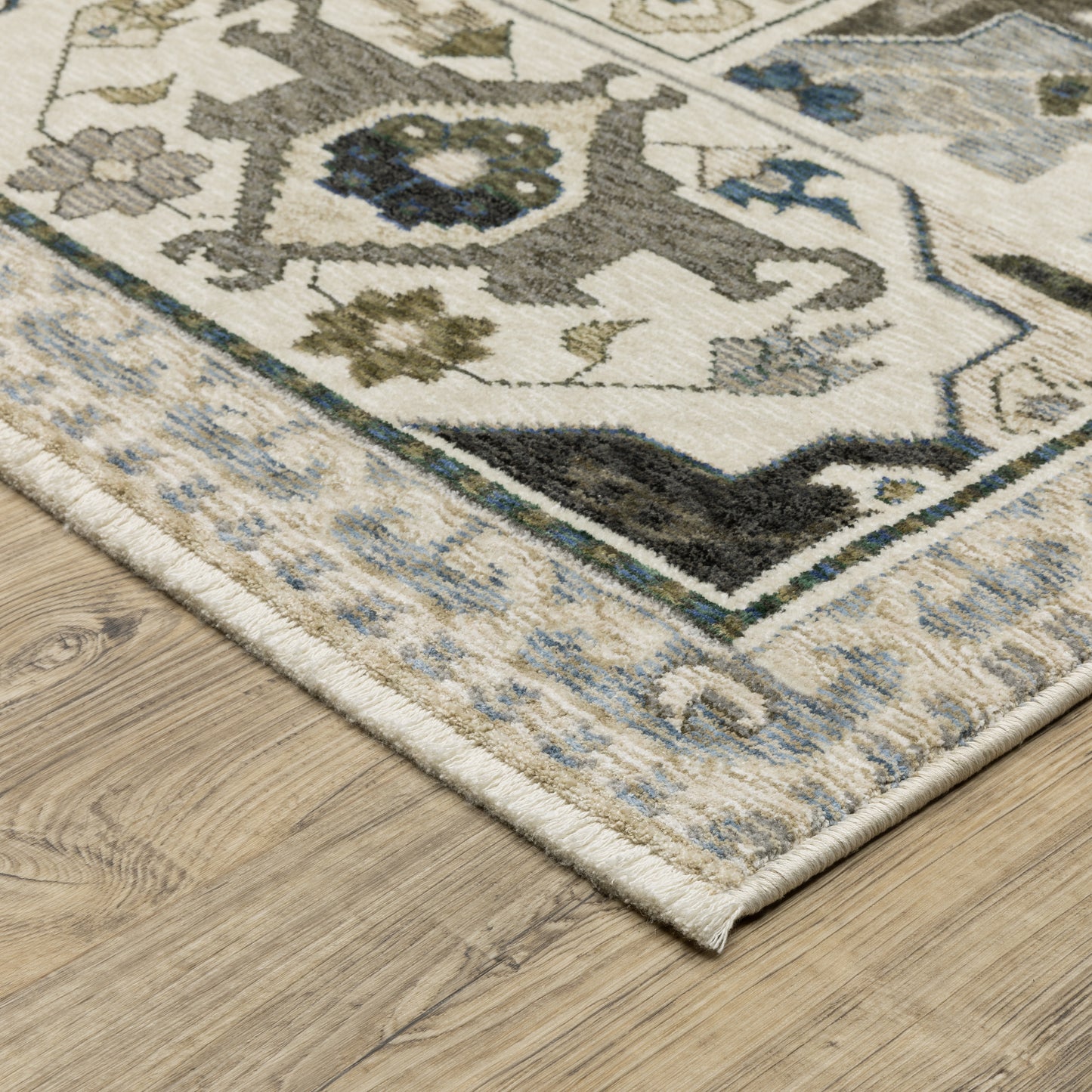 Hastings Ivory Blue Traditional Persian Indoor Rug