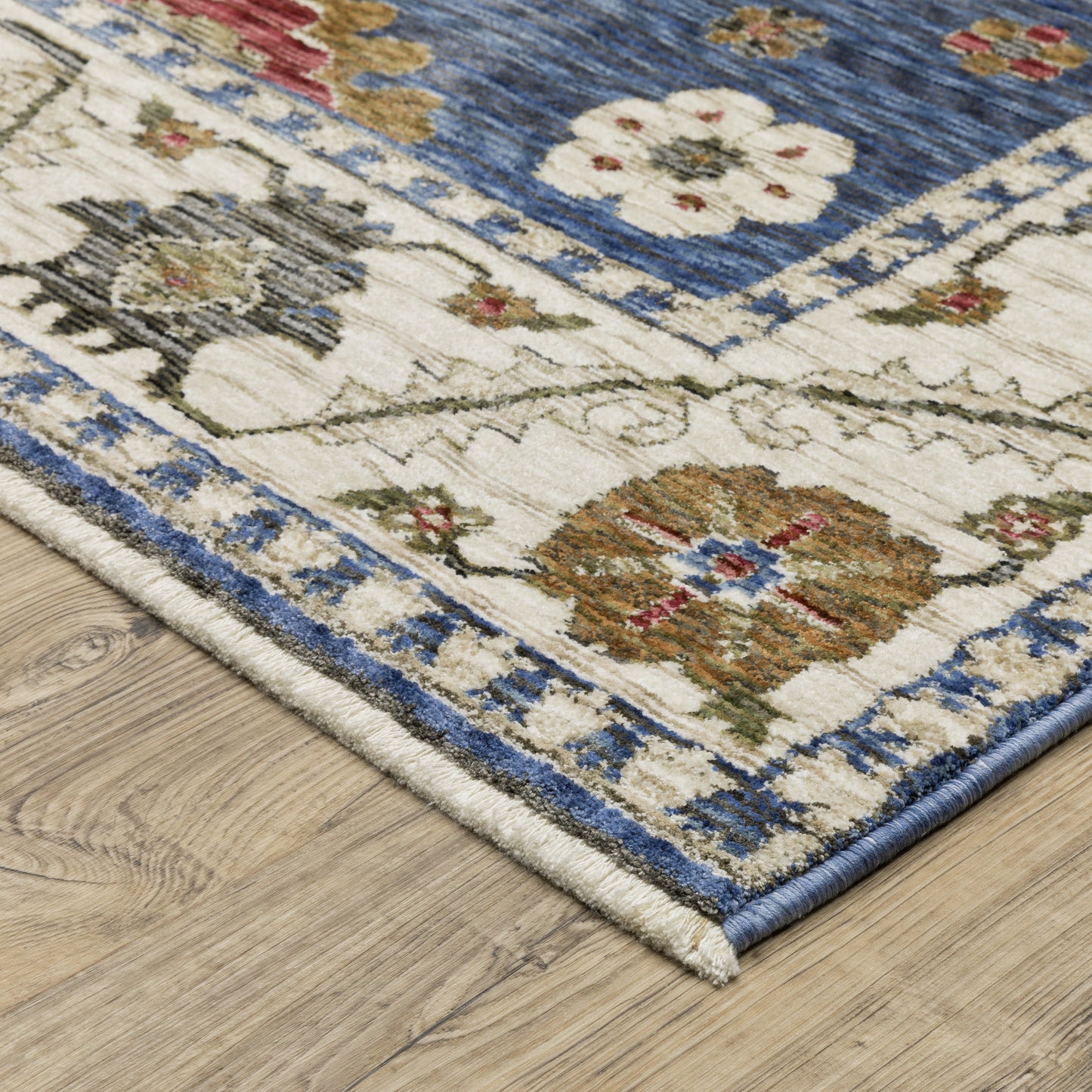 Hastings Blue Ivory Traditional Floral Indoor Rug