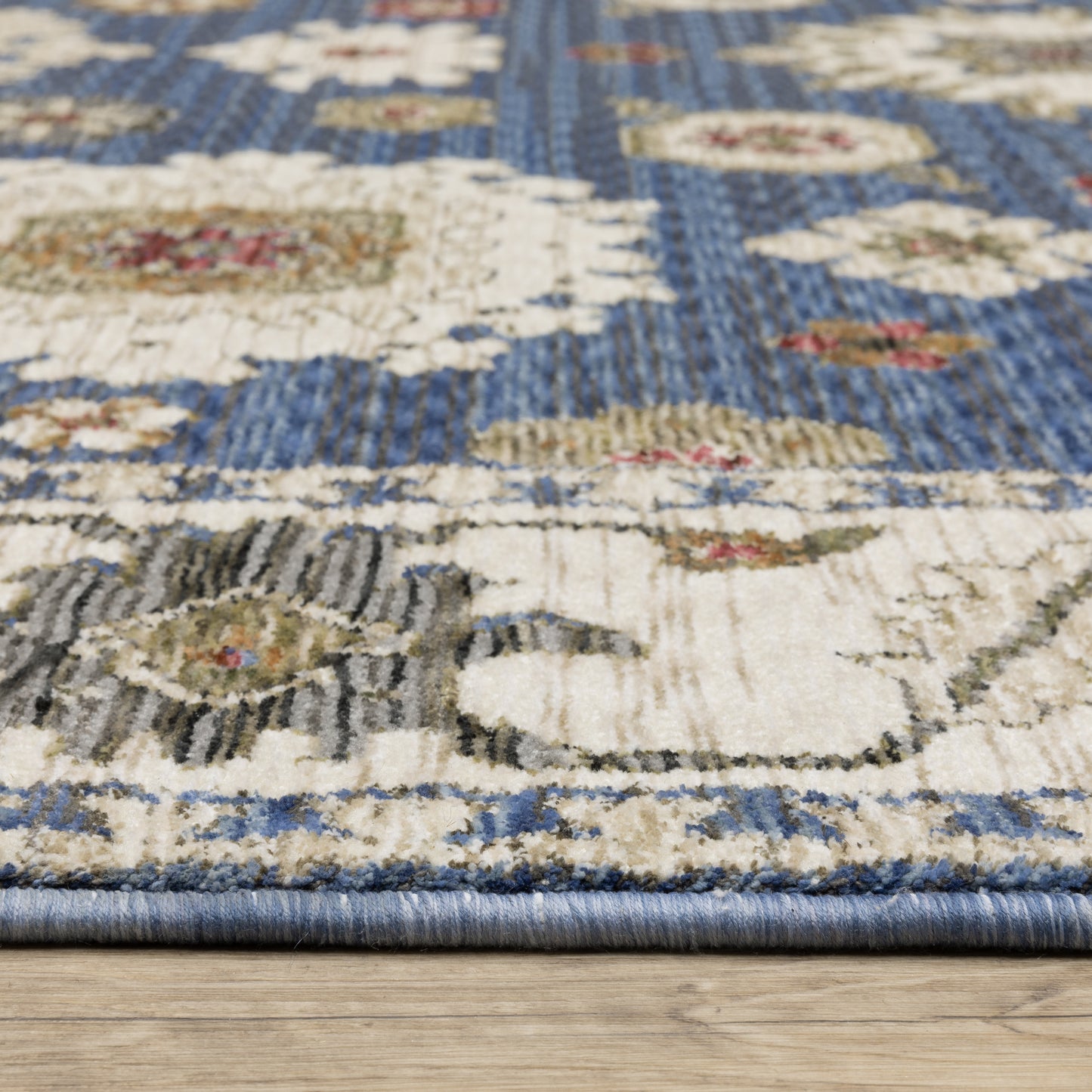 Hastings Blue Ivory Traditional Floral Indoor Rug