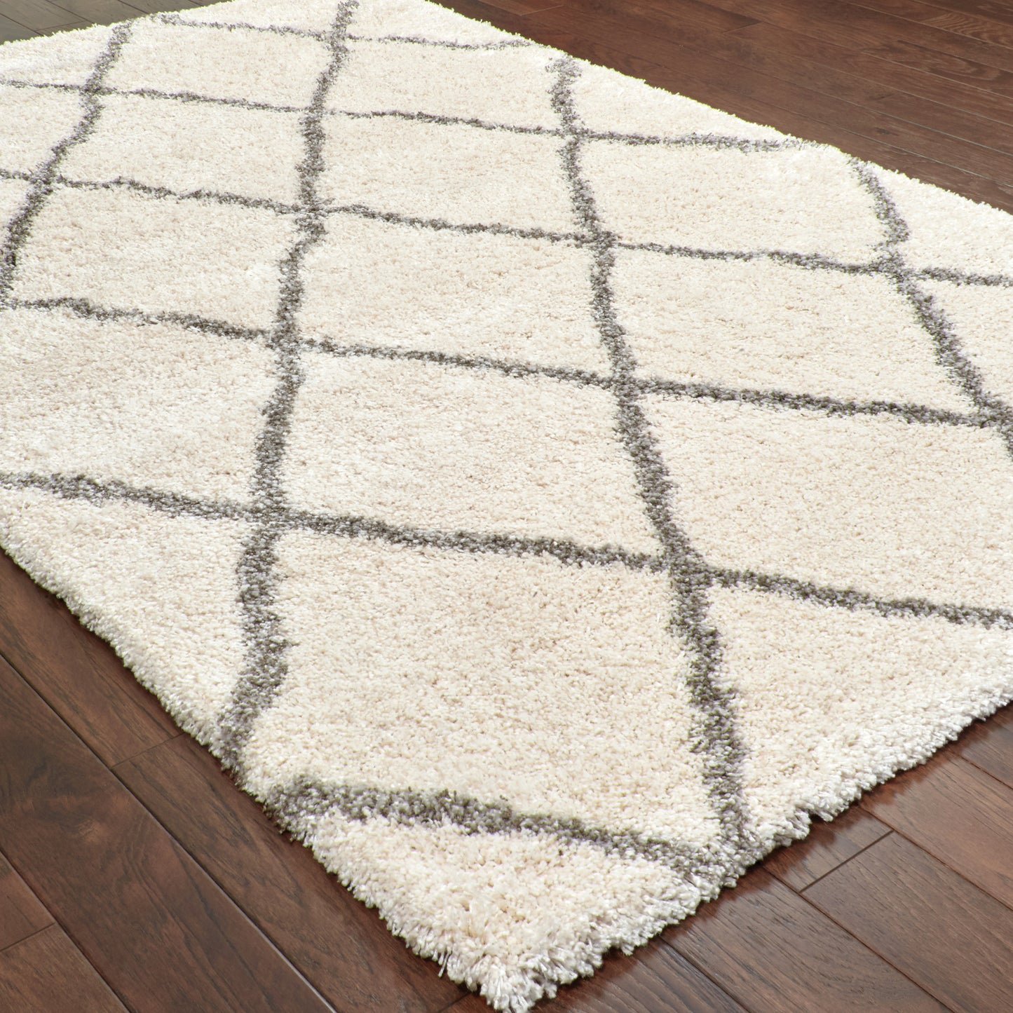 Henderson Ivory Grey Shag Geometric Indoor Rug