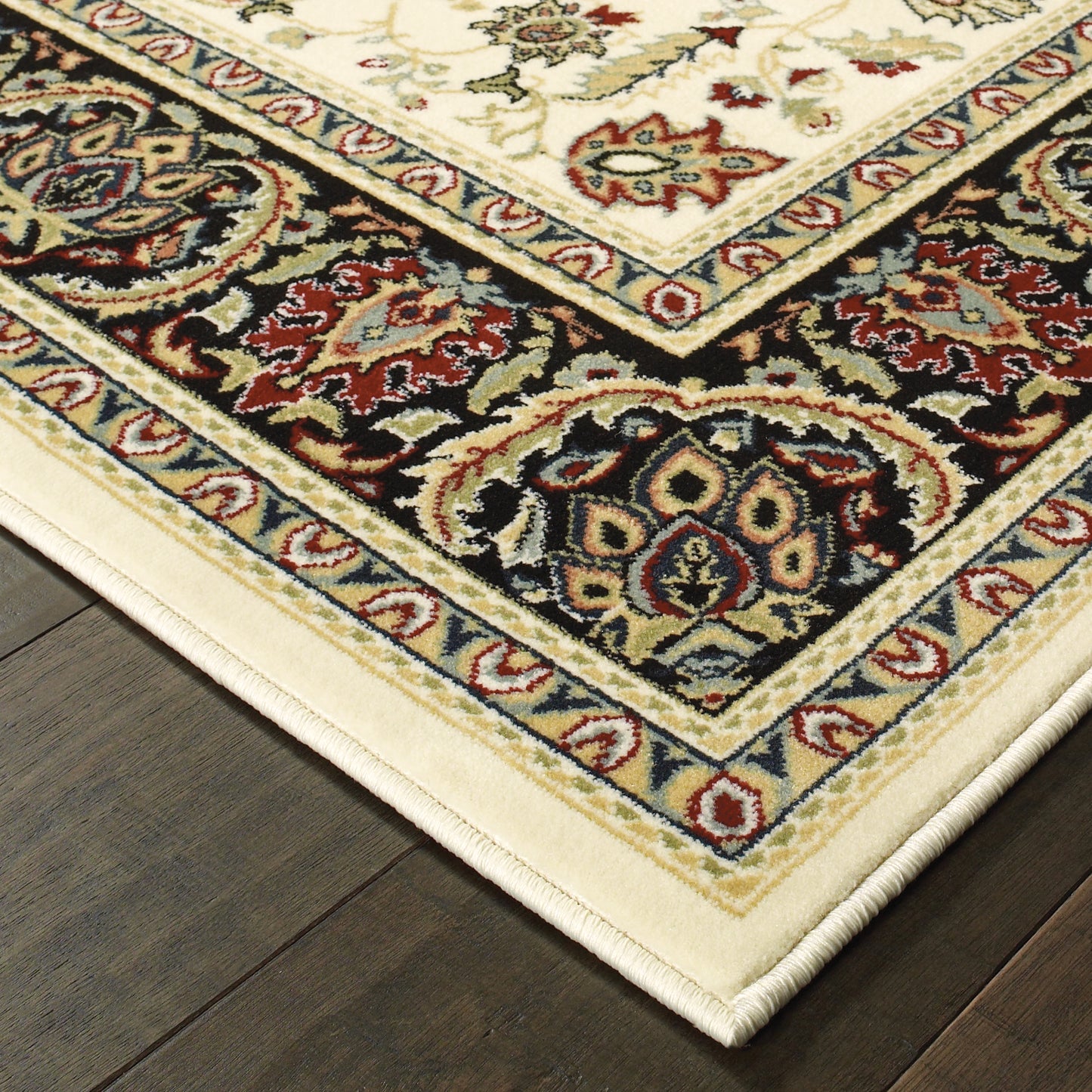 Kashan Ivory Black Traditional Oriental Indoor Rug