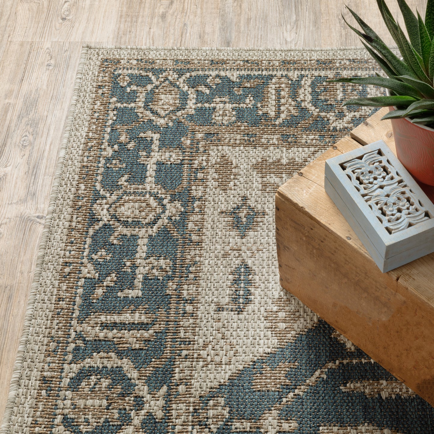 Latitude Grey Green Traditional Oriental Indoor/Outdoor Rug