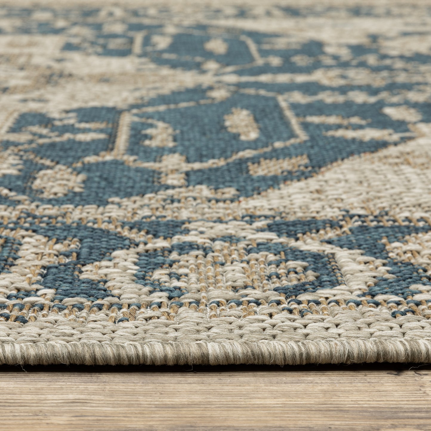 Latitude Grey Green Traditional Oriental Indoor/Outdoor Rug