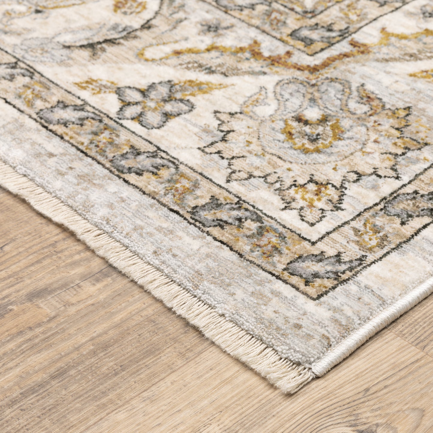 Maharaja Ivory Grey Traditional Oriental Indoor Rug