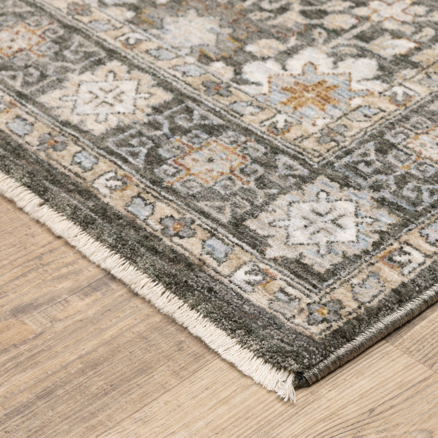 Maharaja Grey Ivory Traditional Oriental Indoor Rug