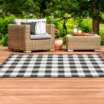 Marina Black Ivory Casual Geometric Indoor/Outdoor Rug