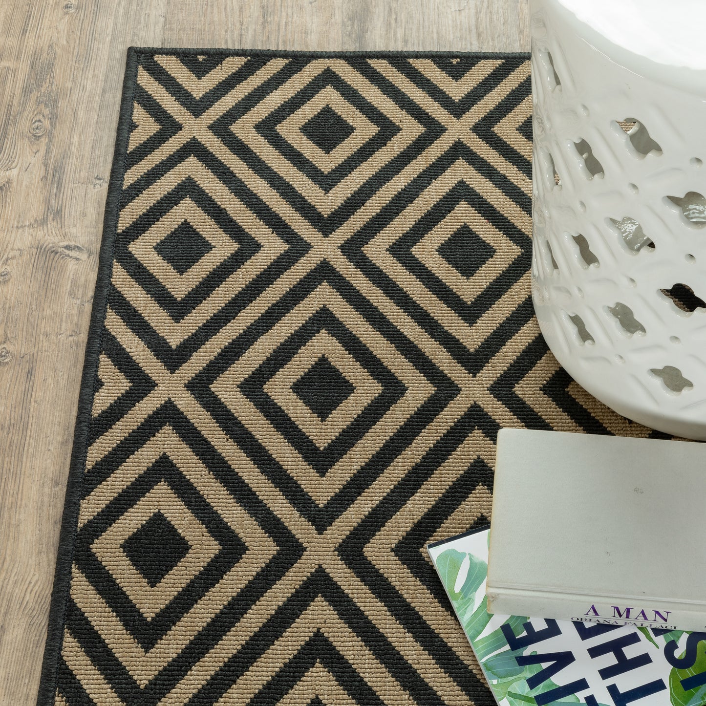 Marina Black Tan Casual Geometric Indoor/Outdoor Rug