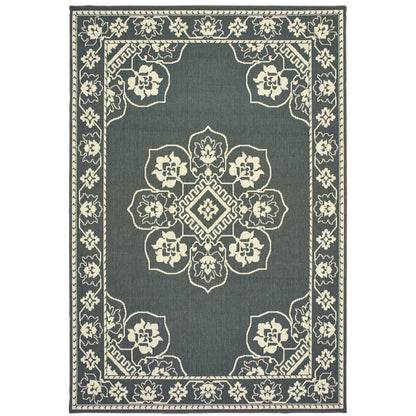 Marina Grey Ivory Traditional Oriental Indoor/Outdoor Rug