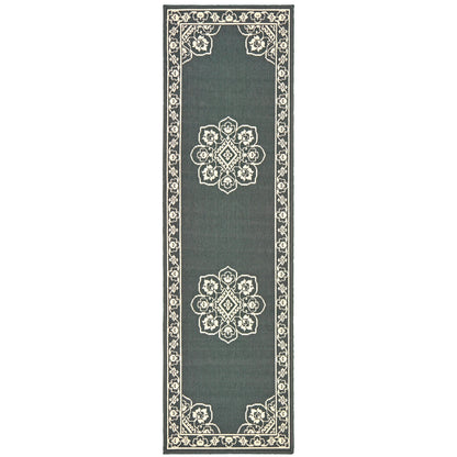 Marina Grey Ivory Traditional Oriental Indoor/Outdoor Rug