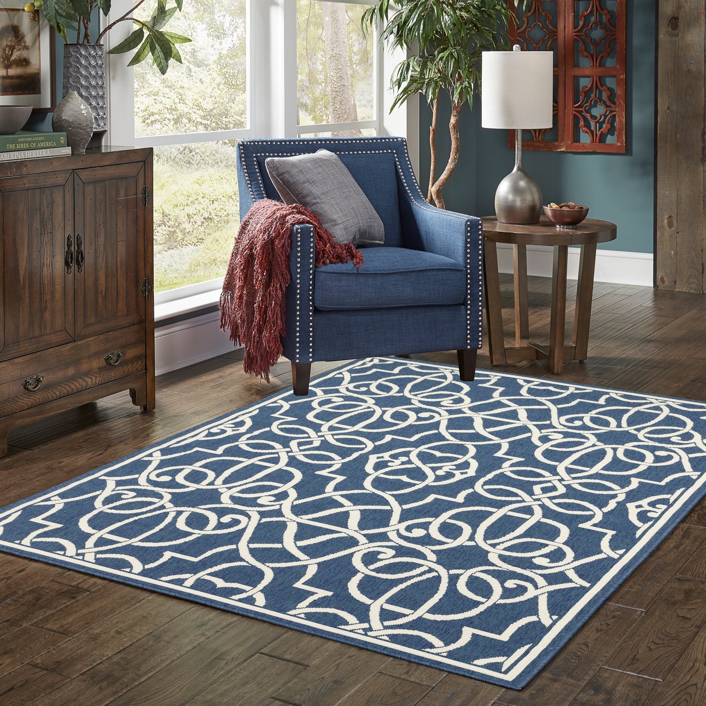 Meridian Navy Ivory Moroccan Trellis Indoor/Outdoor Rug