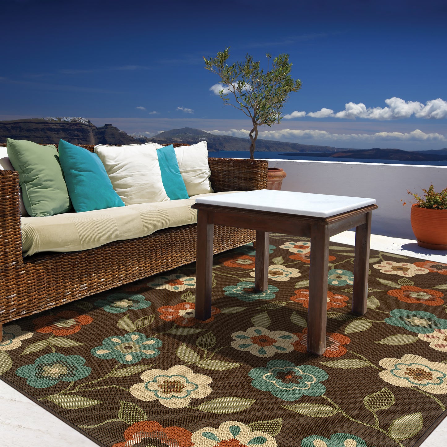 Montego Brown Ivory Casual Floral Indoor/Outdoor Rug