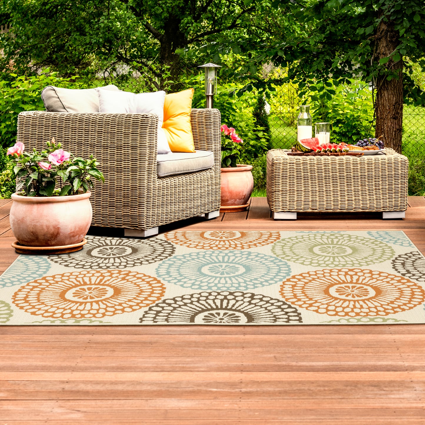 Montego Beige Blue Casual Floral Indoor/Outdoor Rug