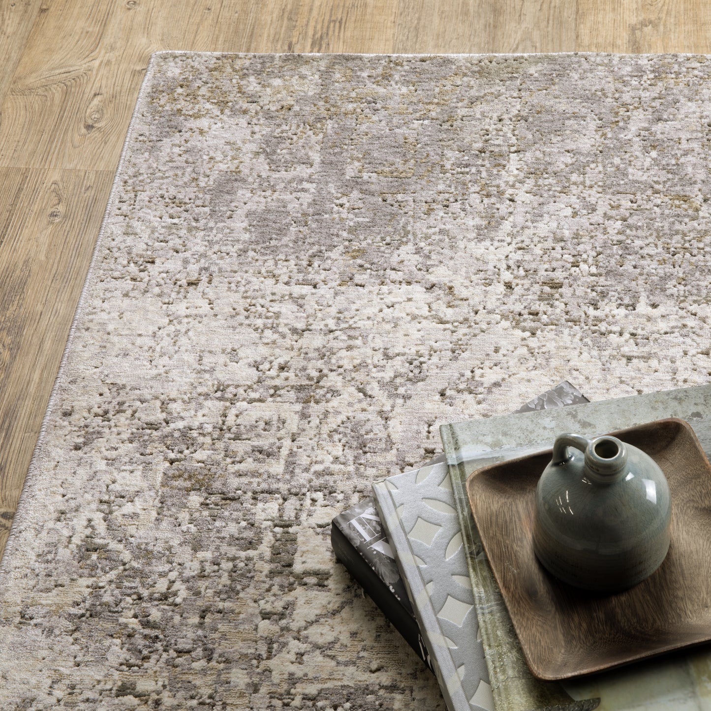 Nebulous Ivory Grey Modern & Contemporary Abstract Indoor Rug